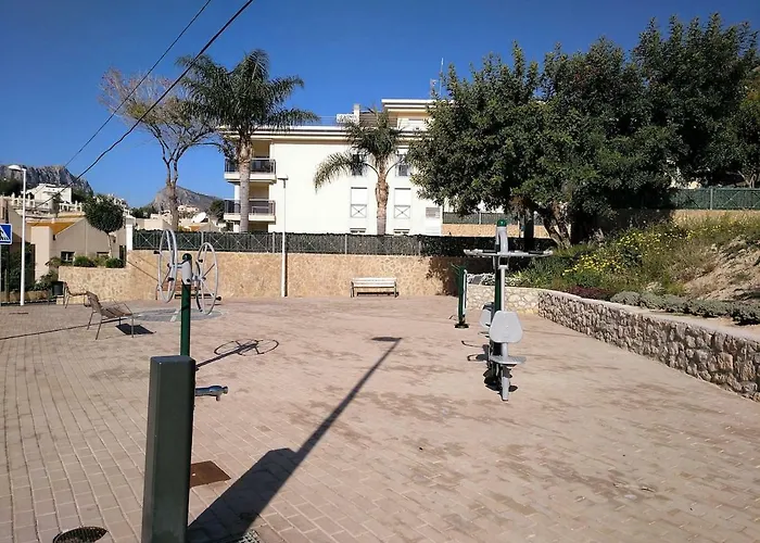 Estudio En La Muralla Roja Calpe